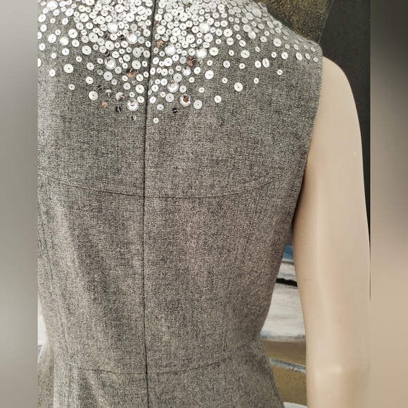 🎈Host Pick🎈Vera Wang | Sheath Dress with Sequin Details - Picture 9 of 10